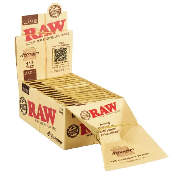 RAW Artesano Rolling Papers | 1 1/4 Inch - Image 3